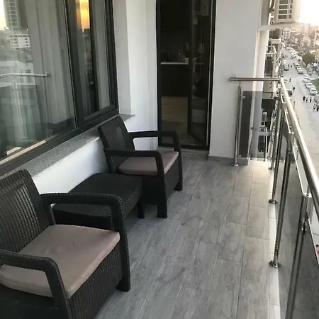 Astoria Romantic
